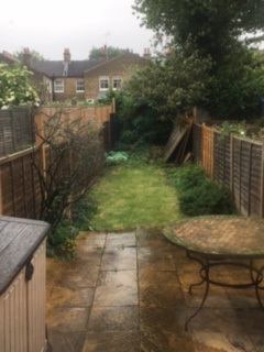 Room Waldron Road in Greater London