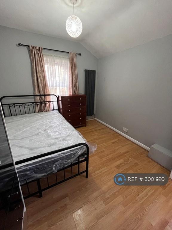Room Riverdale Road in Greater London
