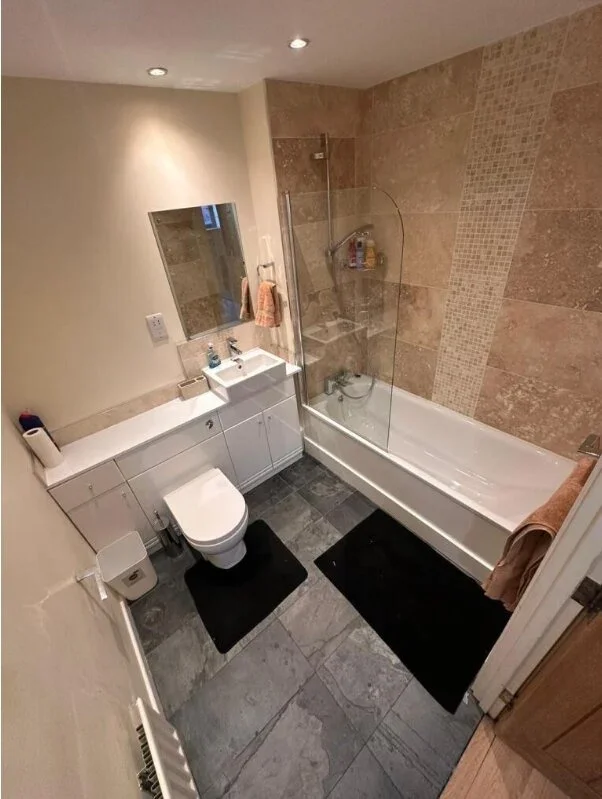 Flat Spring Place in Greater London