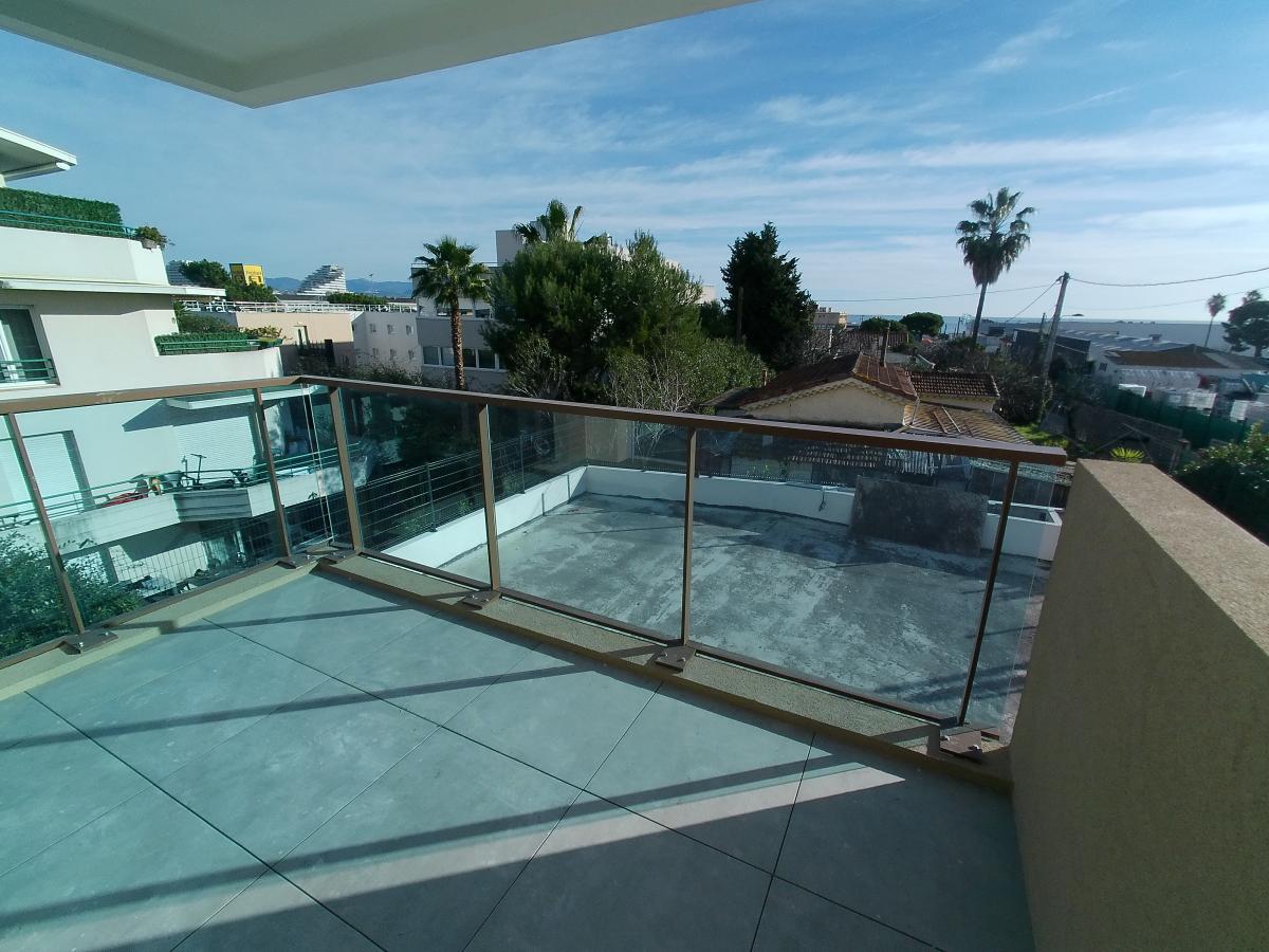Flat Allée Maurice Druon in Villeneuve-Loubet