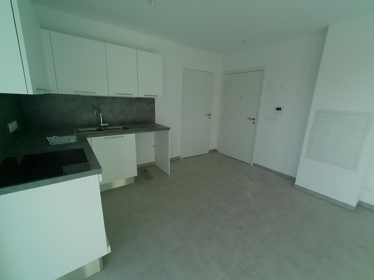 Flat Allée Maurice Druon in Villeneuve-Loubet