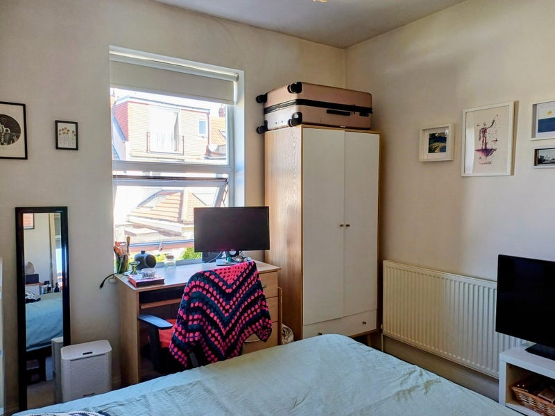 Room Balfour Road in Bristol