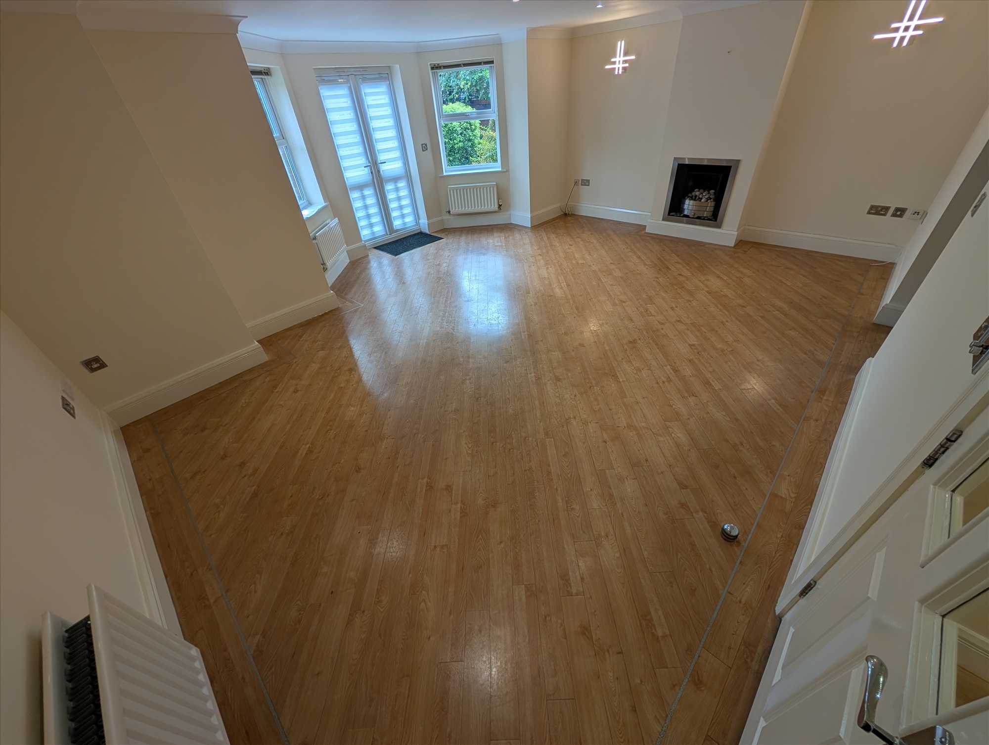 Flat Chandlers Ford in Borough of Wyre