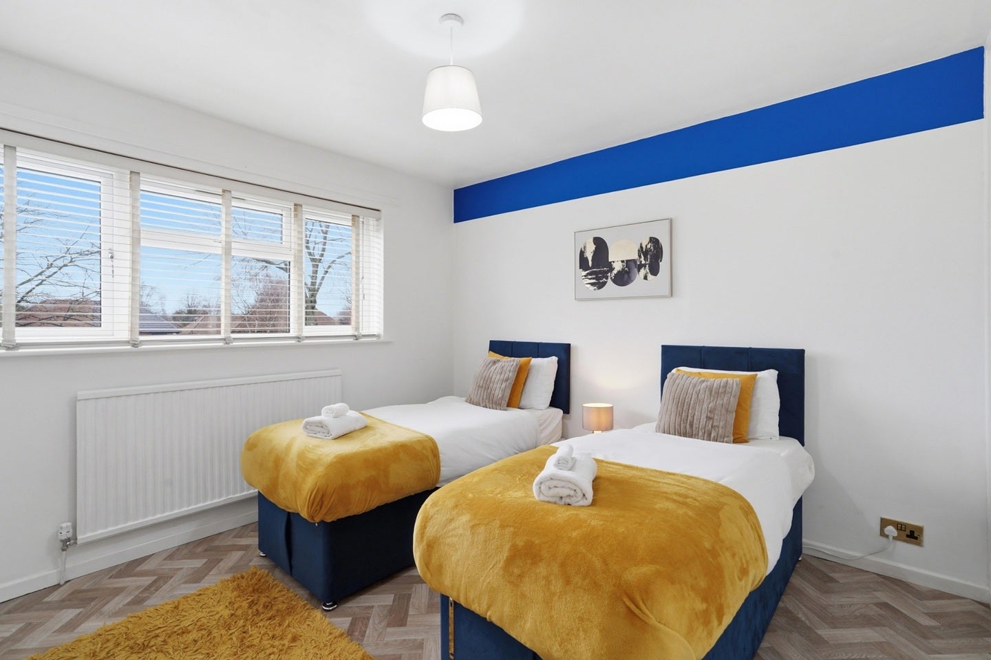 House Wiltshire Way in Sandwell