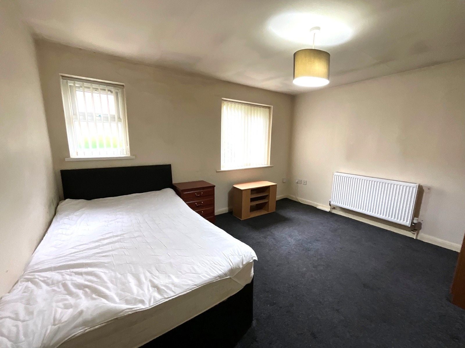 Flat Thorne Road in Doncaster