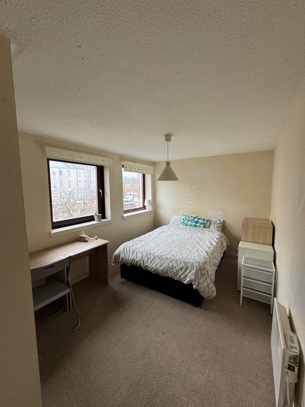 Room Oxford Street in Glasgow