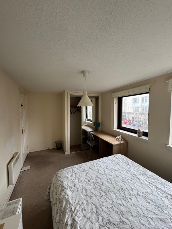 Room Oxford Street in Glasgow