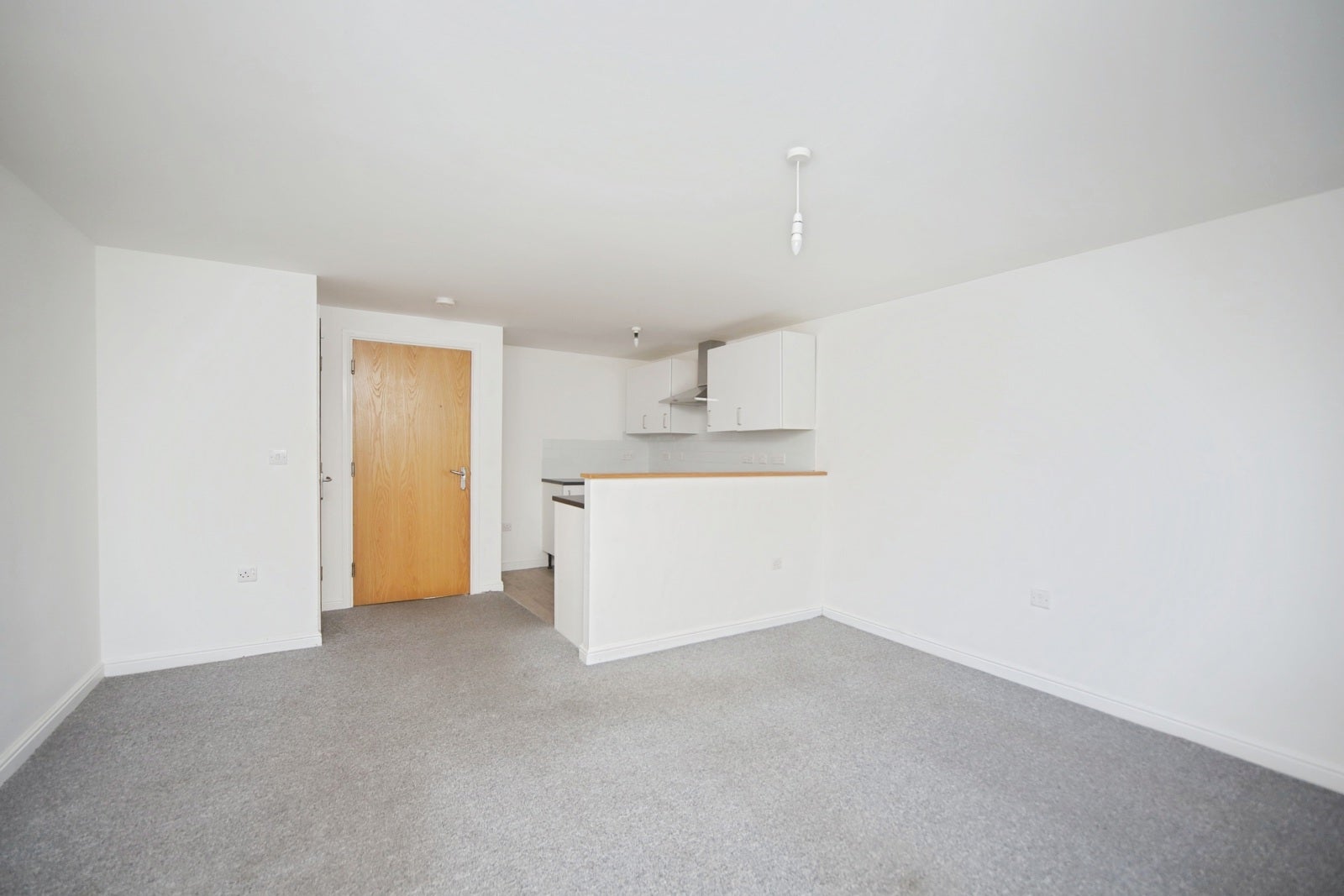 Flat Cavalier Close in Bridgwater