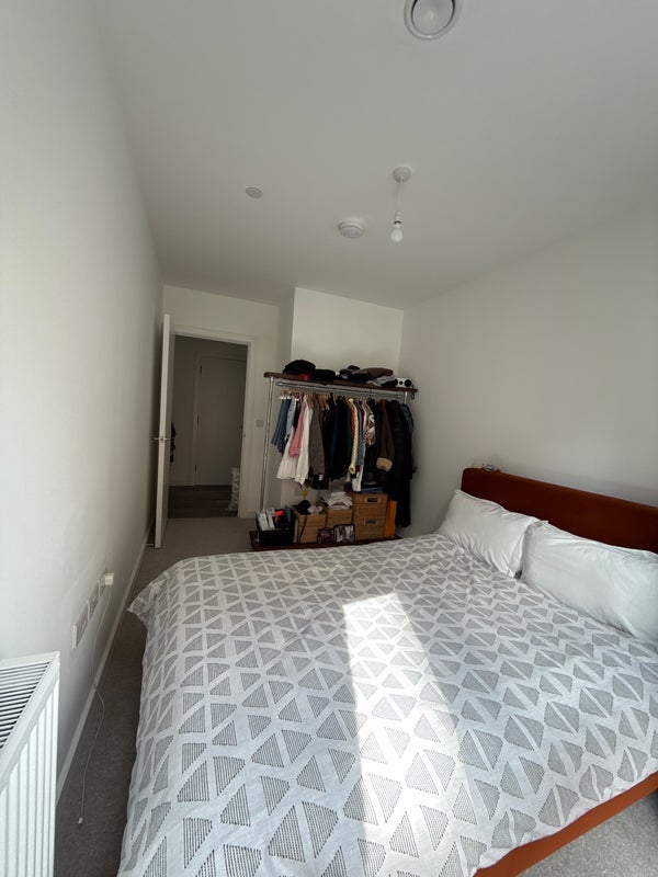 Room Copeland Road in Greater London