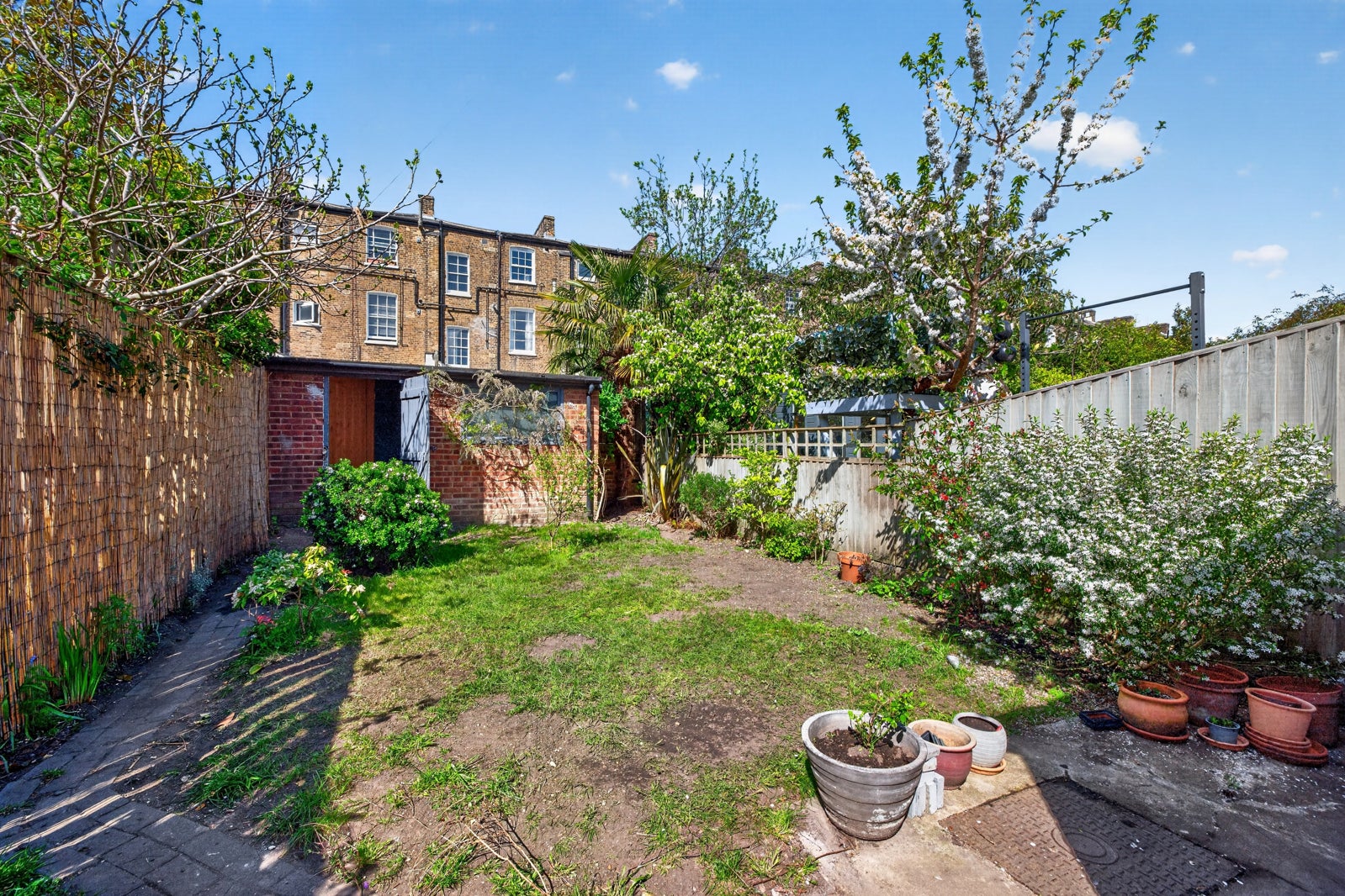 House Lorrimore Road in Greater London