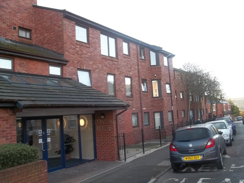 Flat Johnson Street in Newcastle upon Tyne