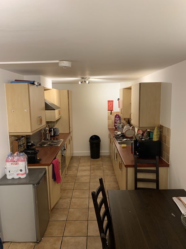 Room St. Davids Square in Greater London