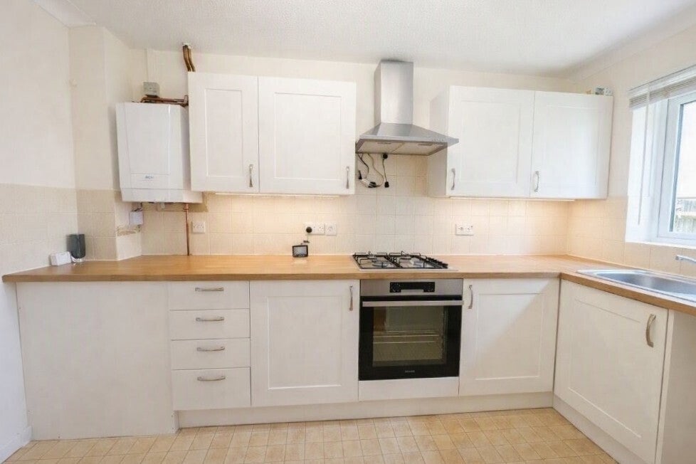 House Oakwood Close in Chichester