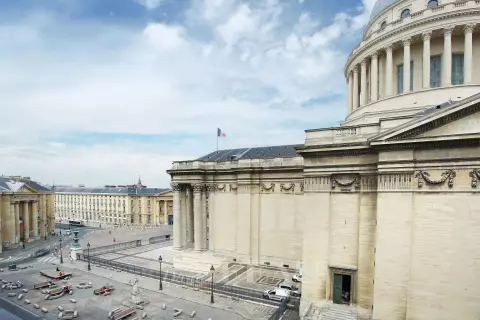 Appartement Place du Panthéon à Paris