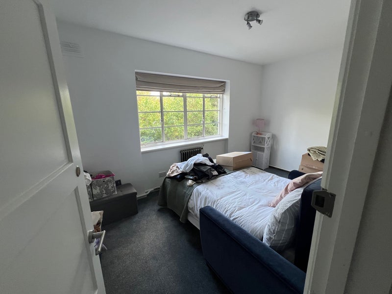Room West Hill Court in Greater London