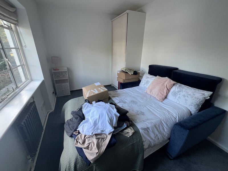 Room West Hill Court in Greater London