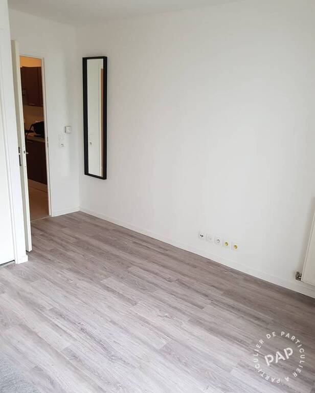 Flat Rue Père André Jarlan in Évry