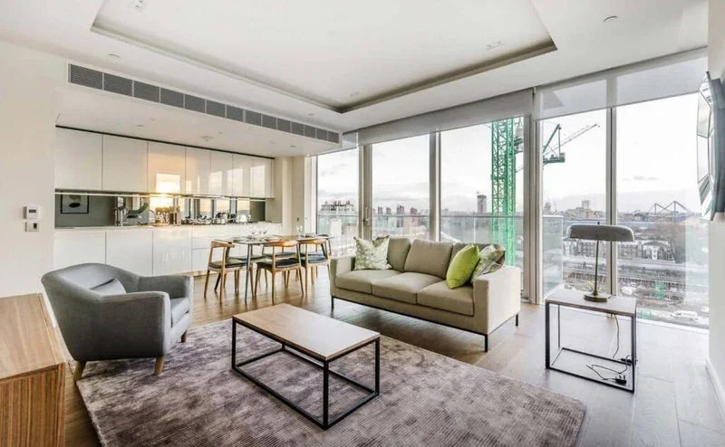 Flat Seagrave Road in Greater London