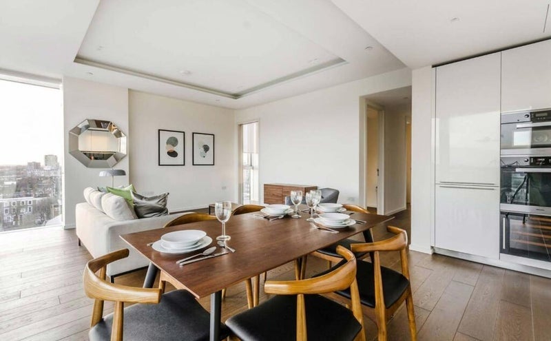 Flat Seagrave Road in Greater London