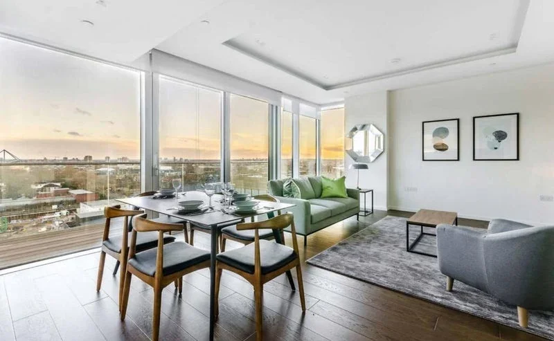 Flat Seagrave Road in Greater London
