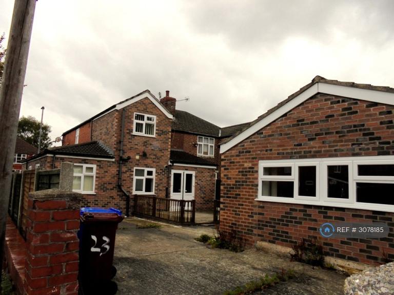 House Hatherley Road in Manchester