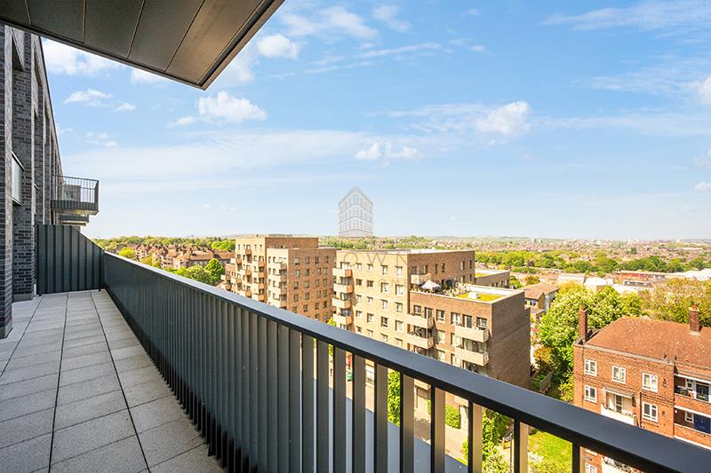 Flat Woodberry Down in London