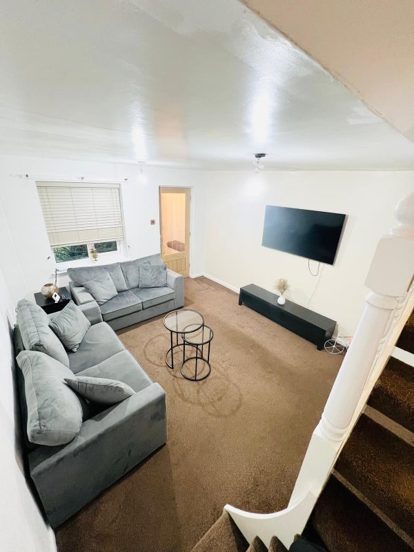 Room Grisedale Avenue in Guide
