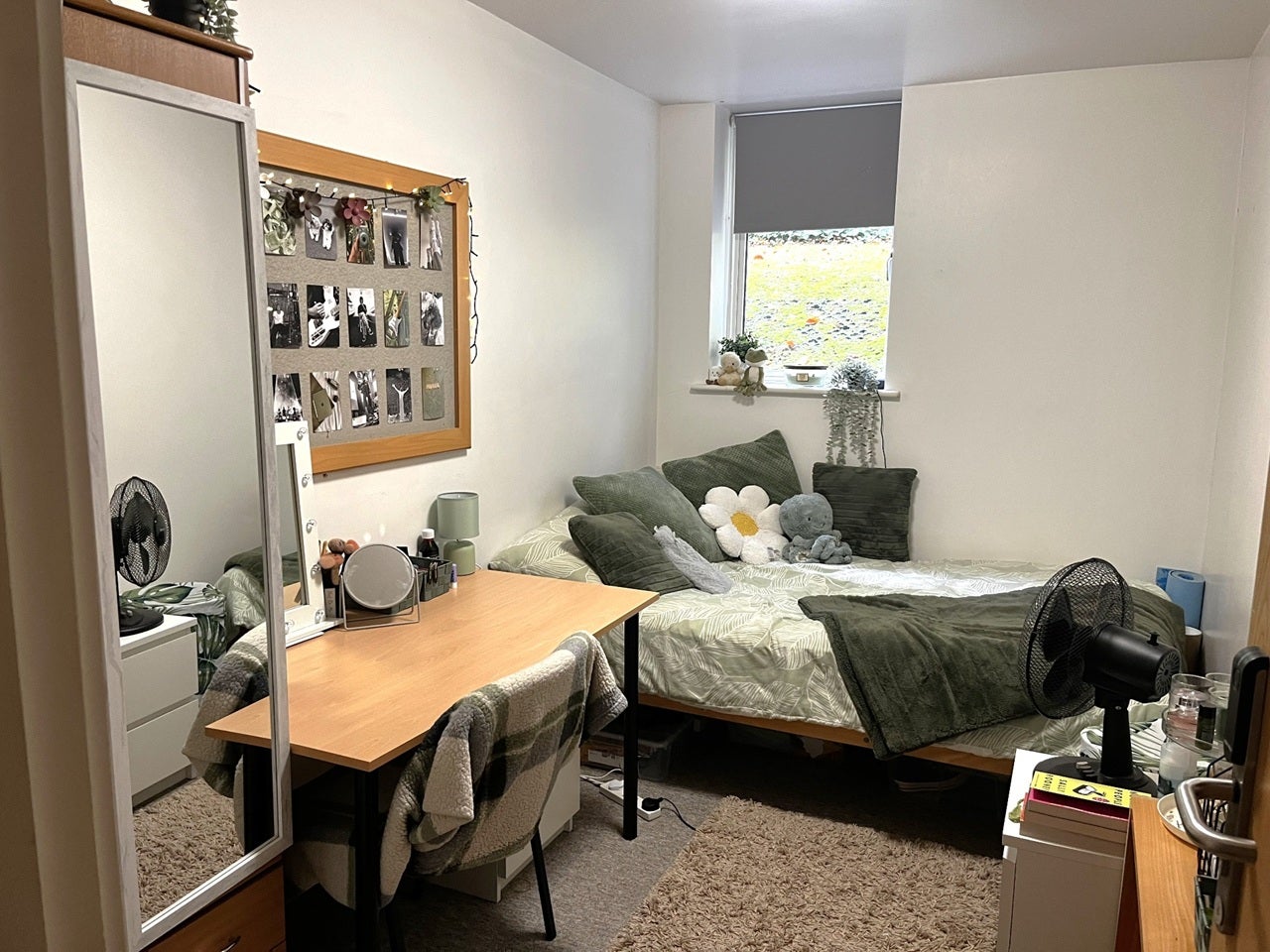 Flat Sparkford Close in Winchester