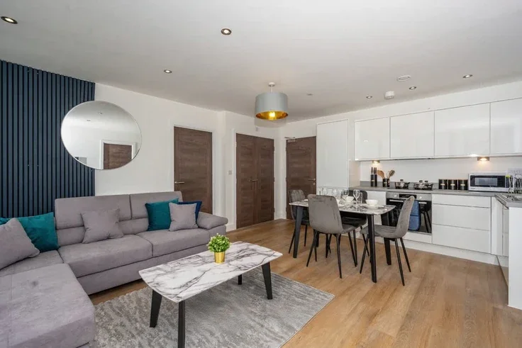 Flat Talbot Road in Trafford