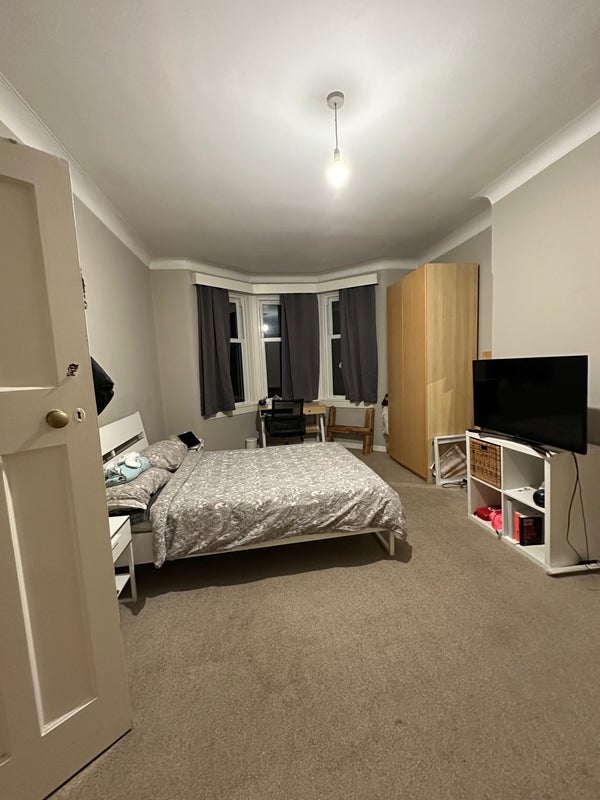 Room Learmonth Avenue in City of Edinburgh