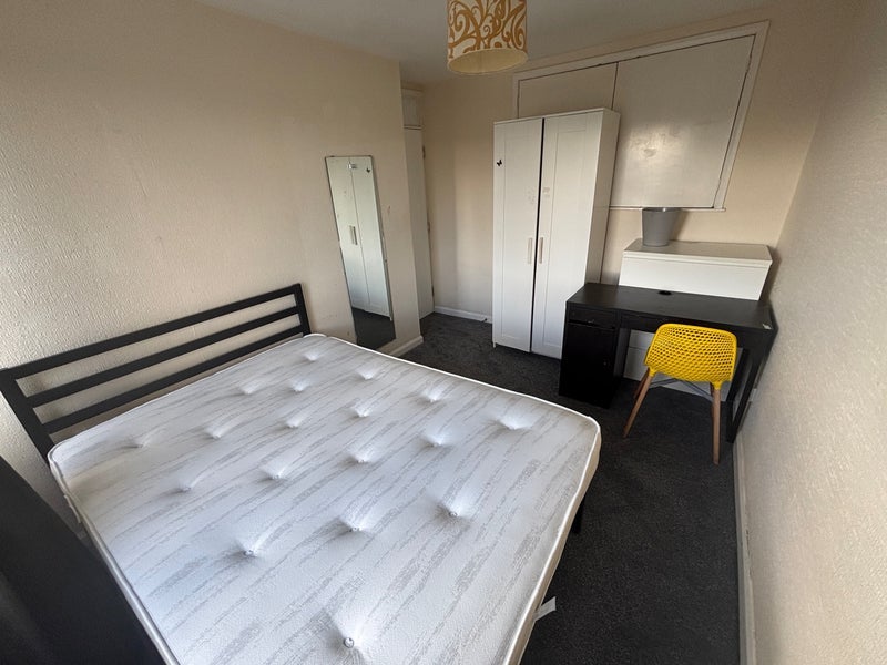 Room Trendlewood Park in Bristol
