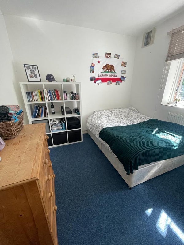 Room Sulivan Court in Greater London