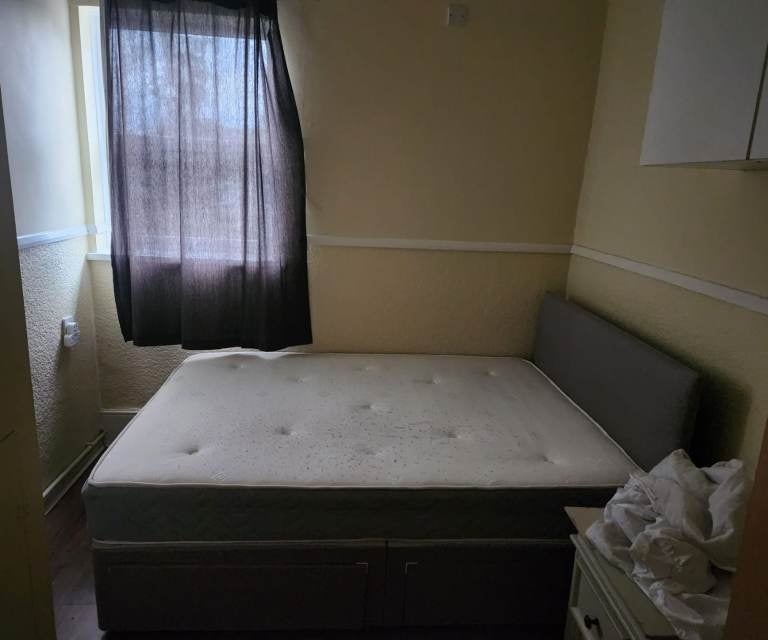 Flat Mansfield Road in Greater London
