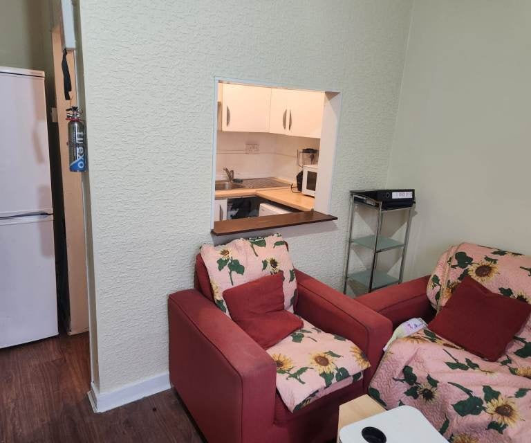 Flat Mansfield Road in Greater London