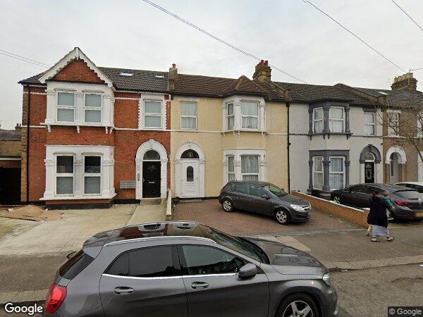 Room Airthrie Road in Greater London