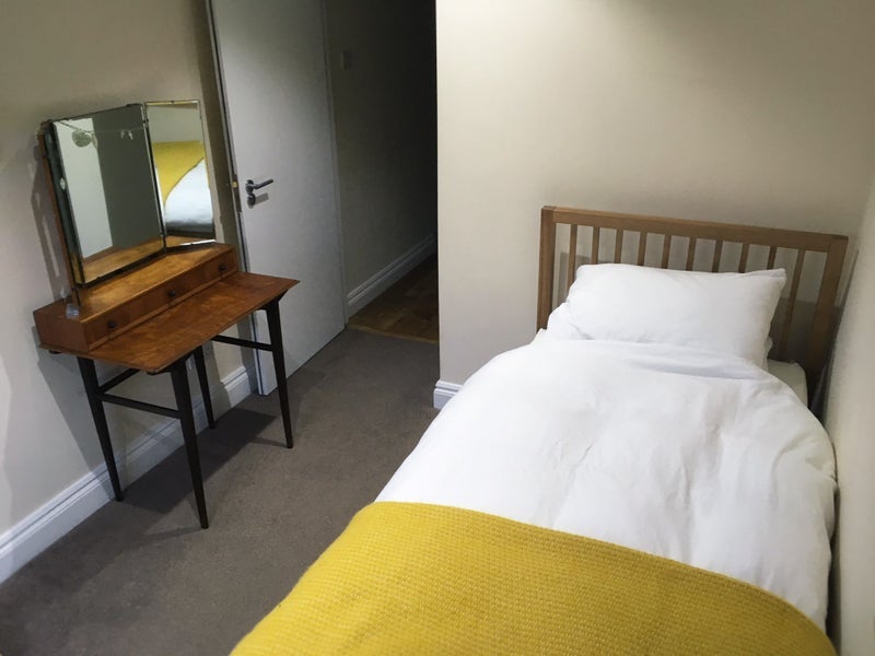 Room Harold Road in Greater London