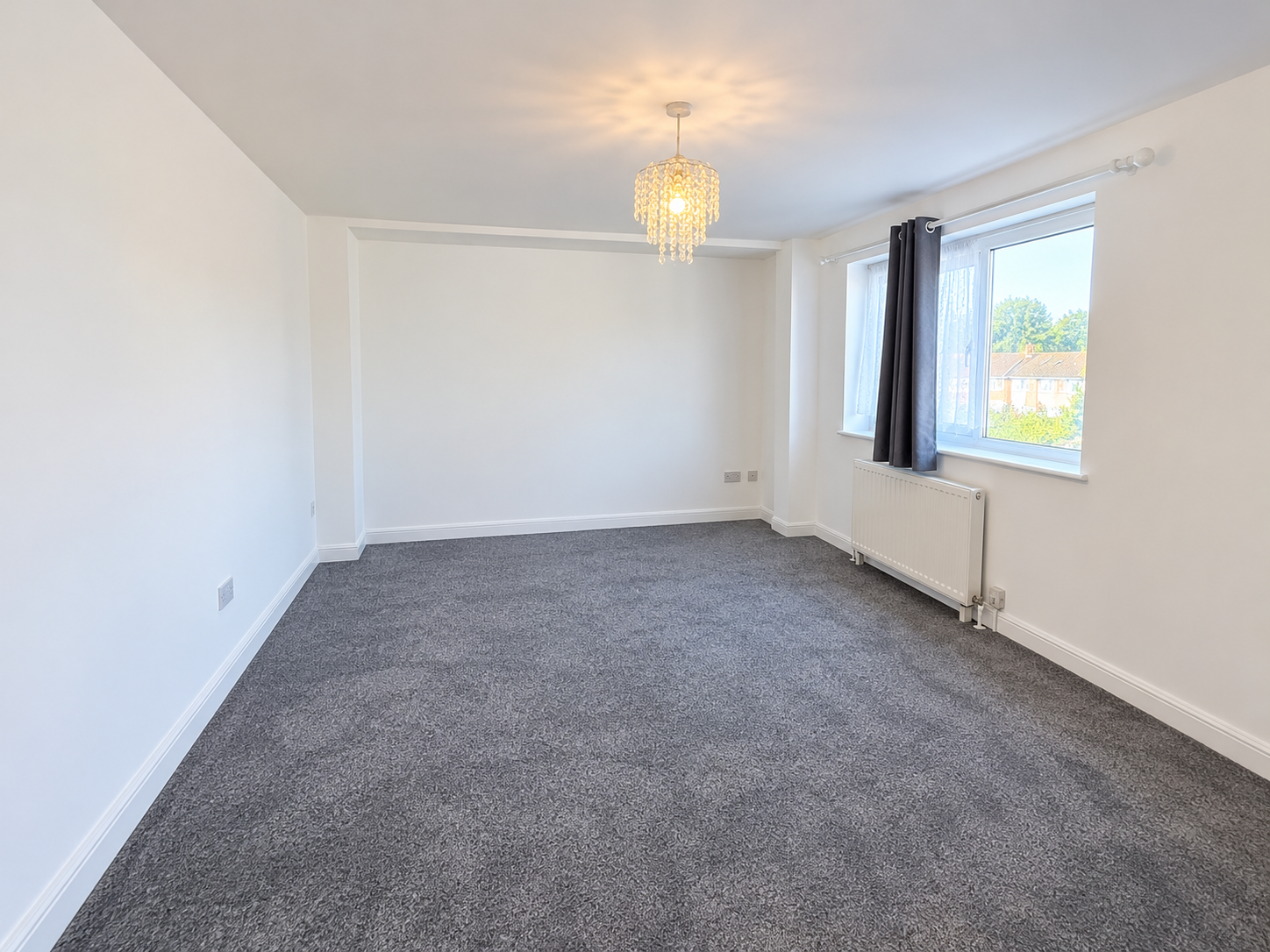 Flat Express Drive in Greater London