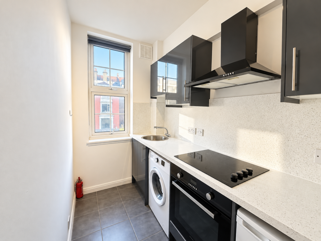 Flat Junction Mews in City of Westminster