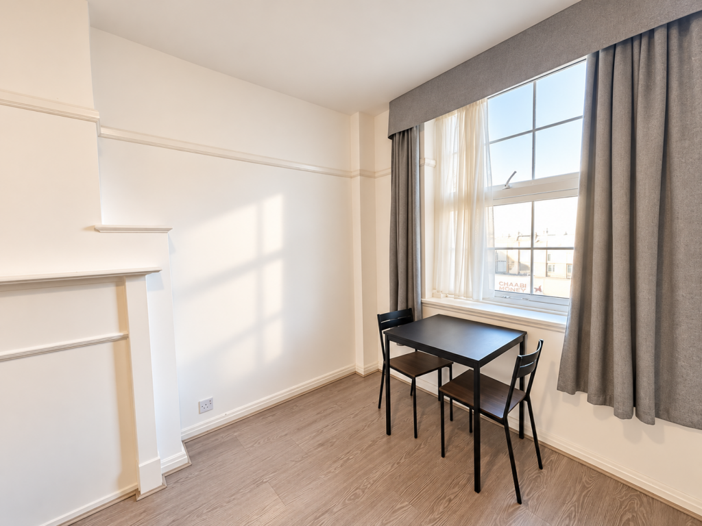 Flat Junction Mews in City of Westminster