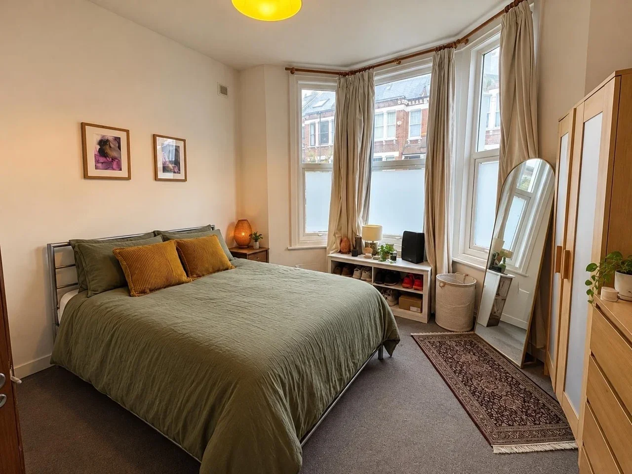 Room Beechdale Road in Greater London