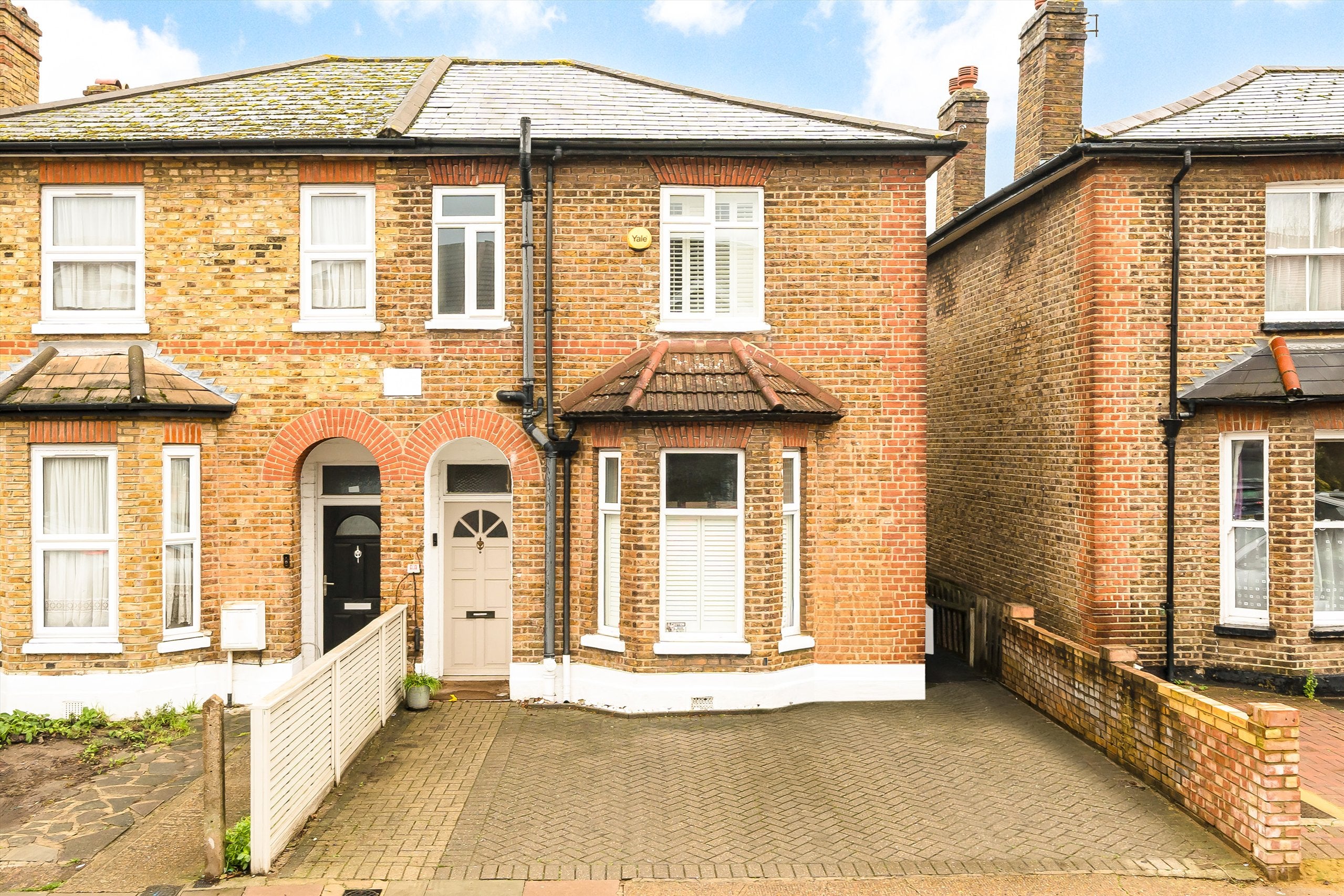 House Manor Road in Greater London