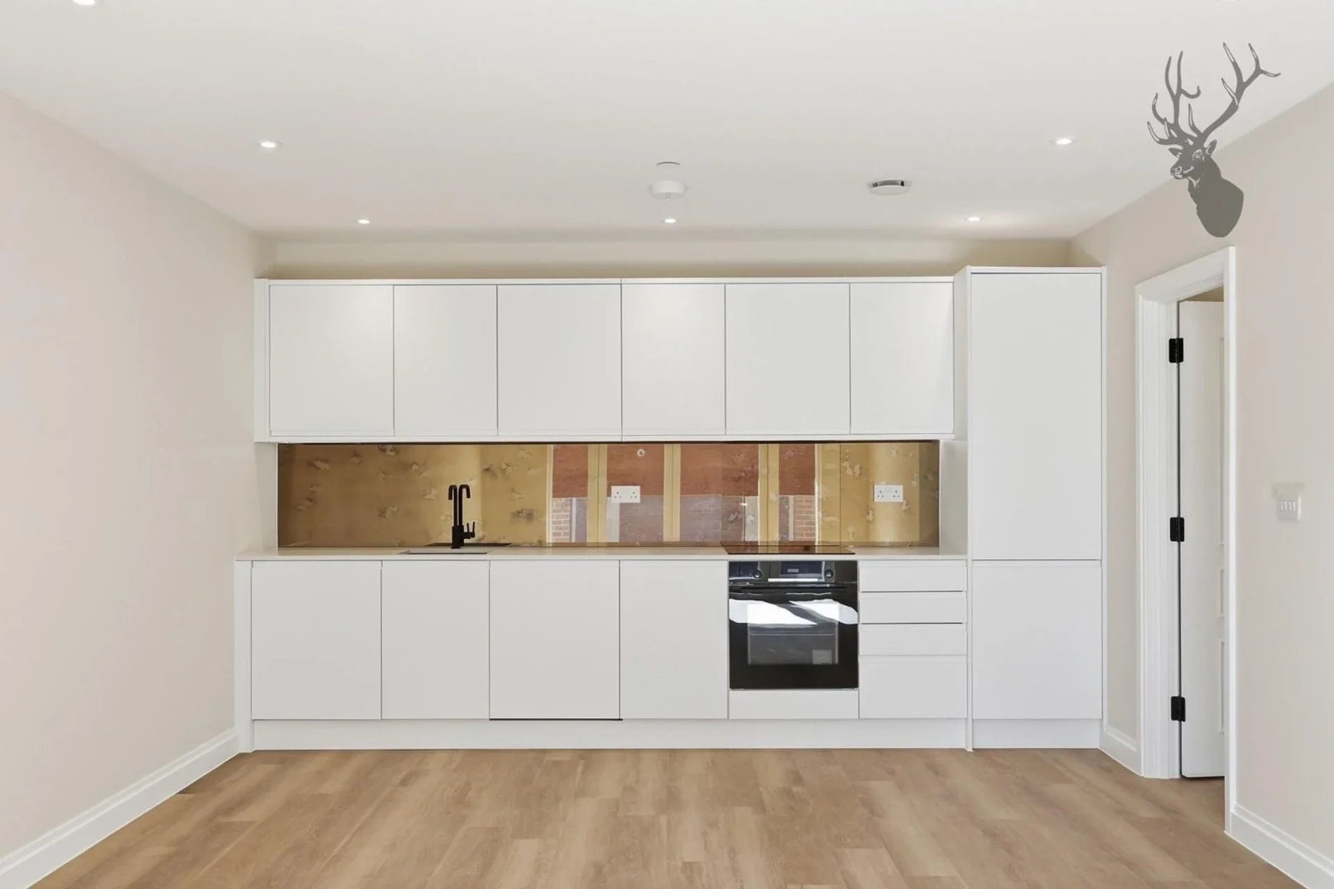 Flat Court Yard in Greater London