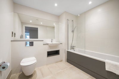 Flat Queen Street in Maidenhead