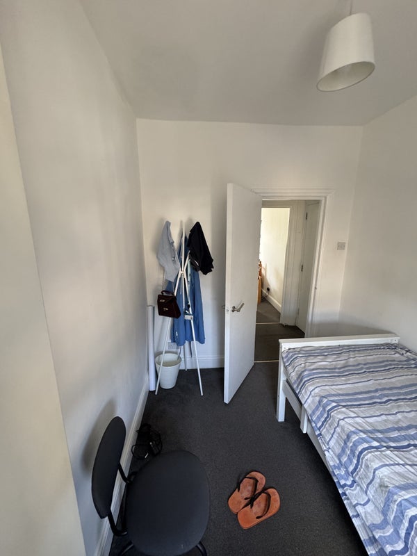 Room Acton Street in Greater London