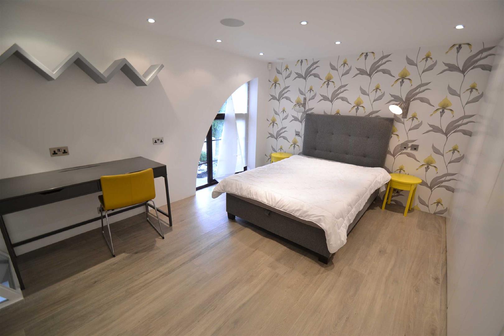 Flat Withington Road in Manchester