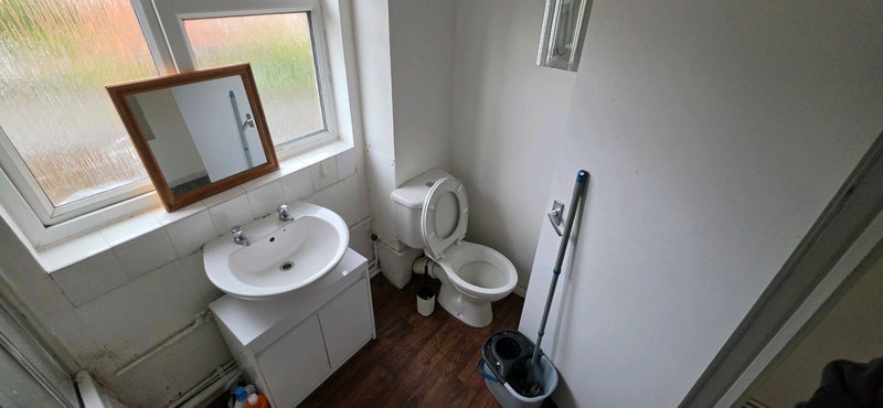 Flat Grange Close in Warwick