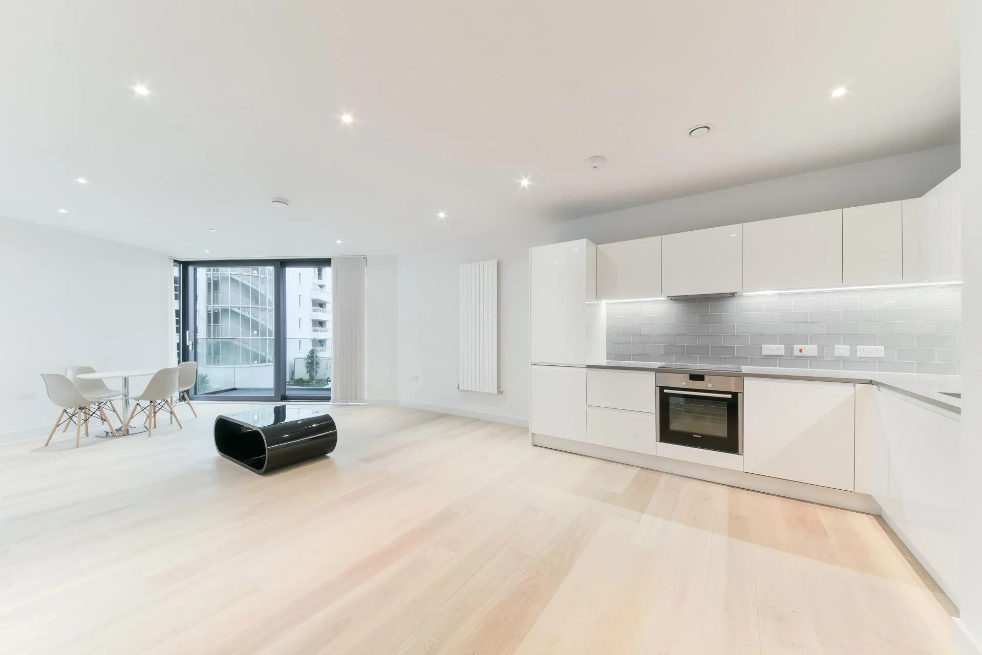 Flat Starboard Way in Greater London