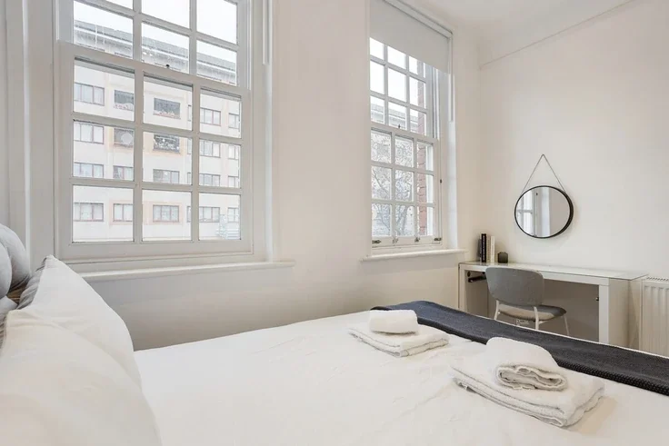 Flat Lisson Grove in City of Westminster