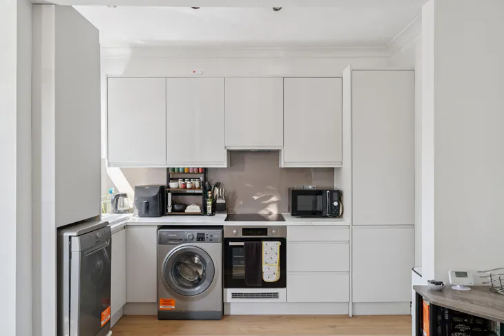 Flat Duncan Road in Greater London