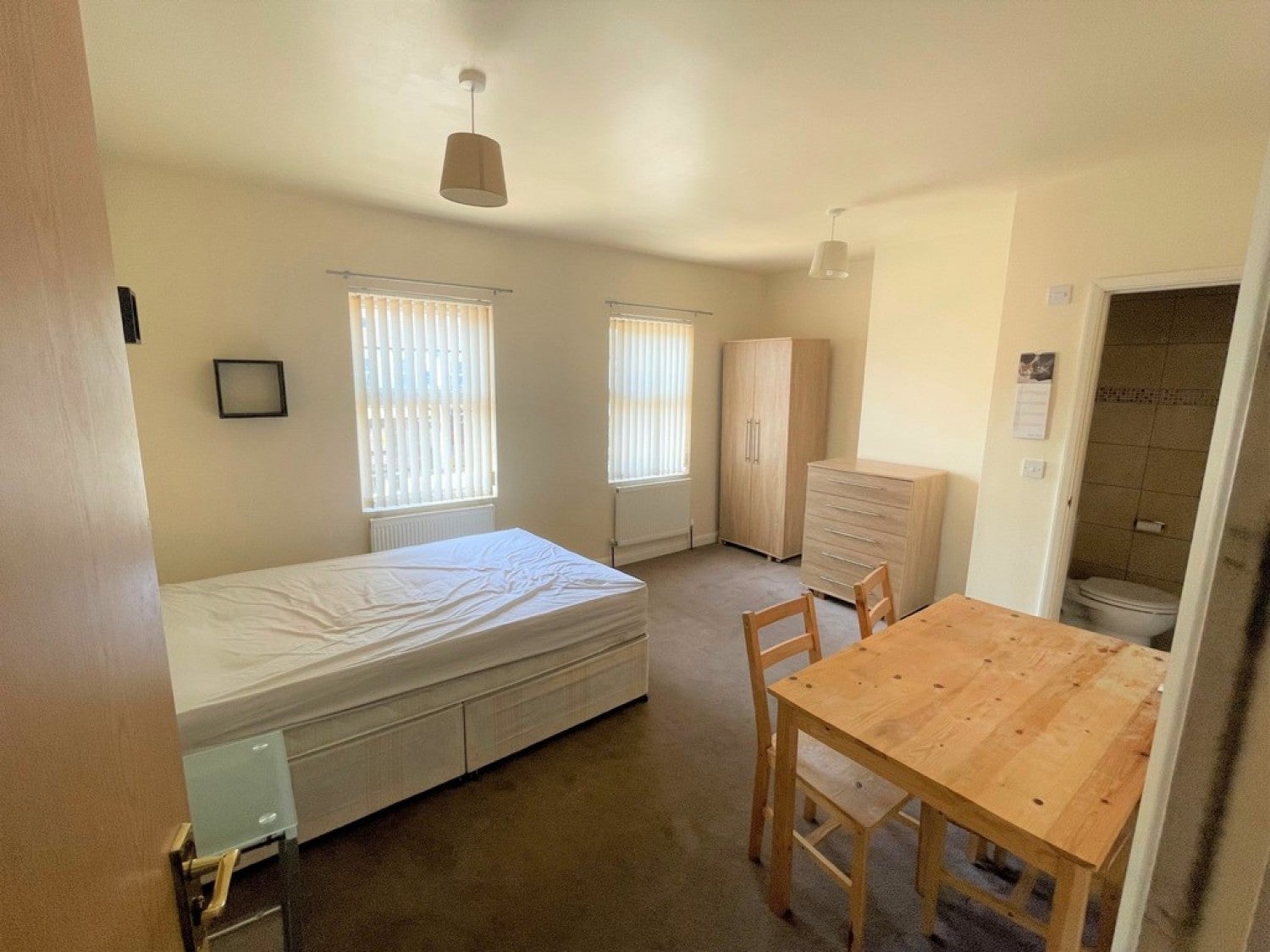 Room Albany Road in Reading